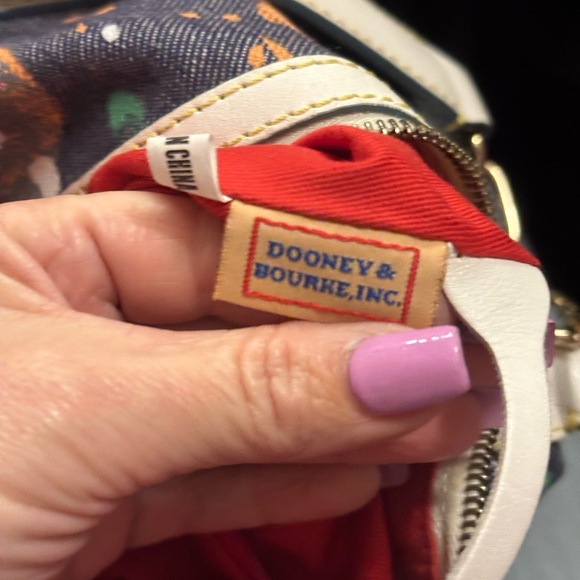 Dooney And Bourke  rare rare denim splash with white leather trim, gold hardware - Picture 7 of 16
